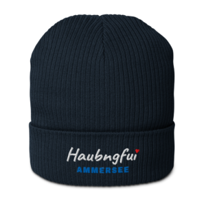 Gestrickte Beanie NELSON mit gesticktem Haubngfui-Schriftzug und Seename Ammersee in See-Blau