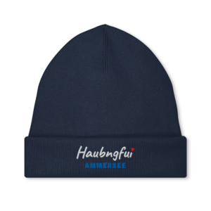 Gestrickte Beanie STAU295 mit gesticktem Haubngfui-Schriftzug und Seename Ammersee in See-Blau