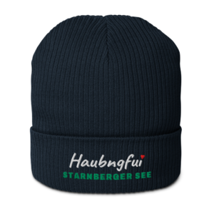 Gestrickte Beanie NELSON mit gesticktem Haubngfui-Schriftzug und Seename Starnberger See in See-Grün